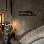 / Weingut Meintzinger Hotell Frickenhausen am Main