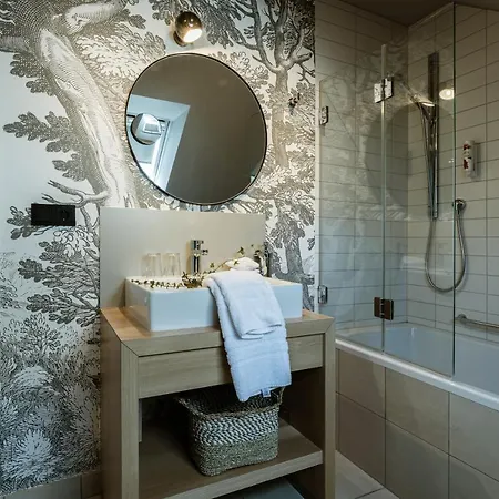 / Weingut Meintzinger Hotel Frickenhausen am Main