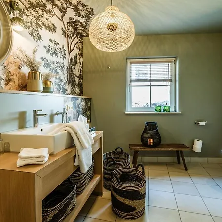 Hotel / Weingut Meintzinger 3*