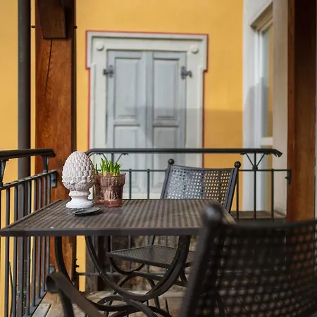 Hotel / Weingut Meintzinger 3*
