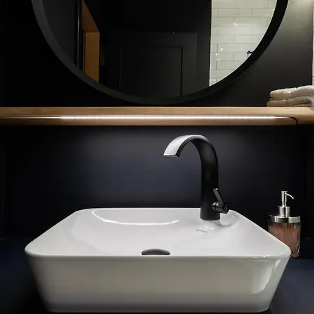 / Weingut Meintzinger Hotel