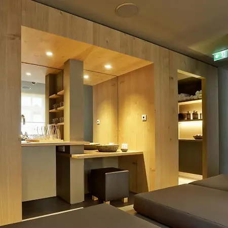 / Weingut Meintzinger Hotel 3*