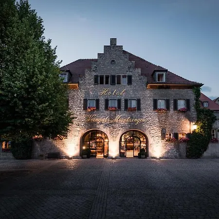 / Weingut Meintzinger Hotel 3*