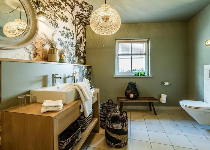 Hotell / Weingut Meintzinger 3*