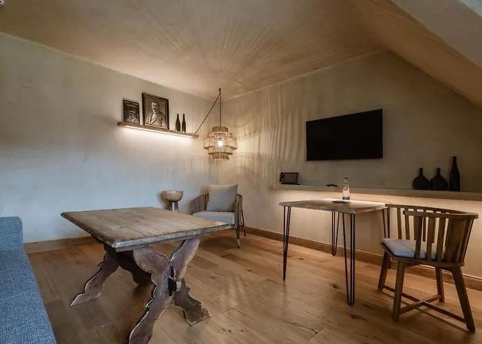Hotell / Weingut Meintzinger