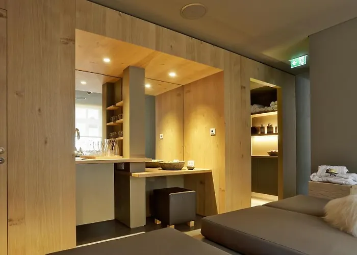 / Weingut Meintzinger Hotell 3*